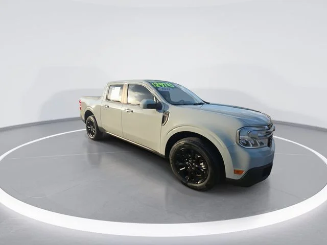 Used 2022 Green Ford Lariat image 2