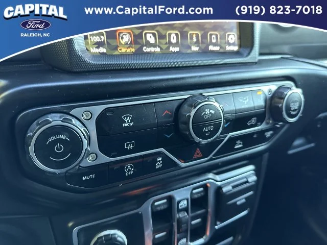 Used 2023 Gray Jeep Sport image 29