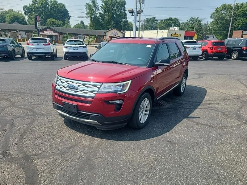 Used 2018 Red Ford XLT image 2