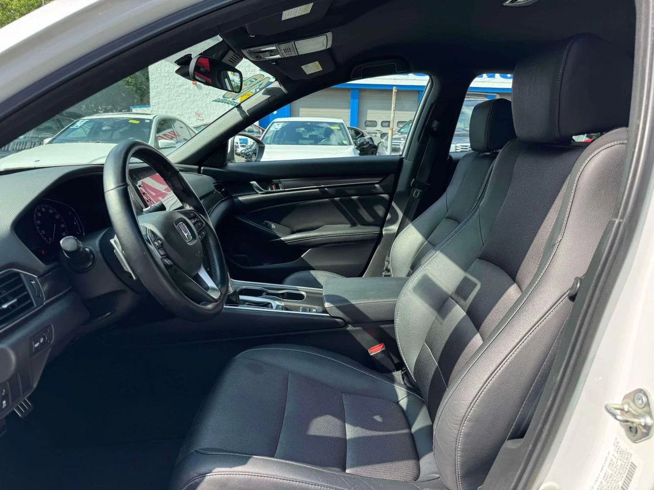 Used 2019 Platinum White Pearl Honda Sport image 18