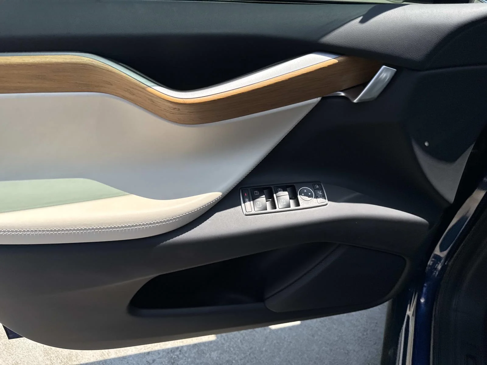 Used 2019 Deep Blue Metallic Tesla P100D AWD *Ltd Avail* image 13