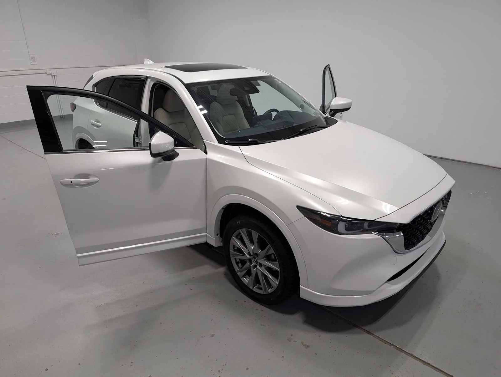 Certified Used 2024 Rhodium White Metallic Mazda 2.5 S Premium Package image 16