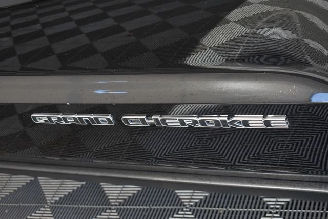 Used 2017 Black Jeep Limited image 16