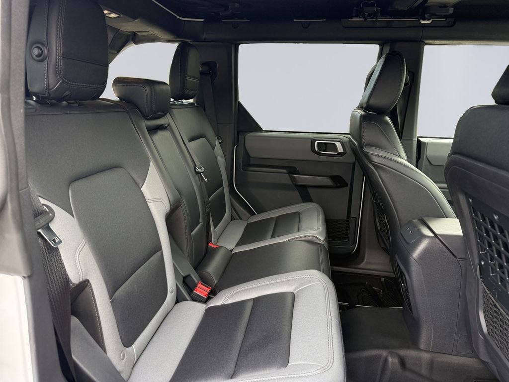 Used 2024 White Ford Black Diamond image 20