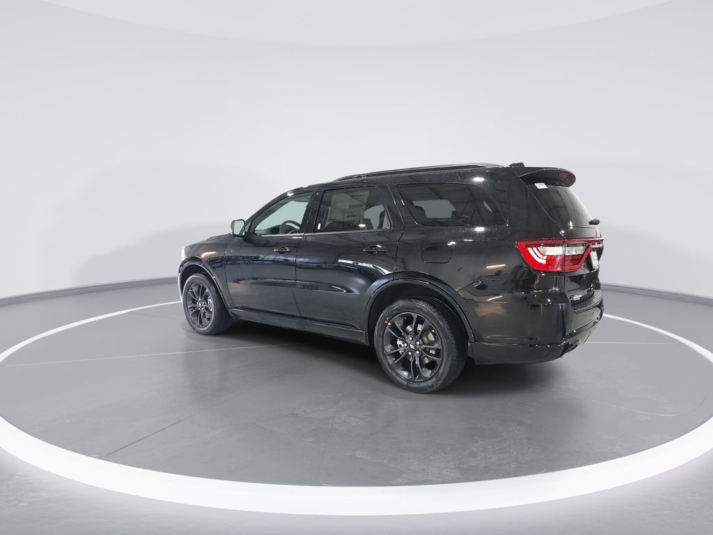 New 2026 Diamond Black Clear-Coat Exterior Paint Dodge GT image 6