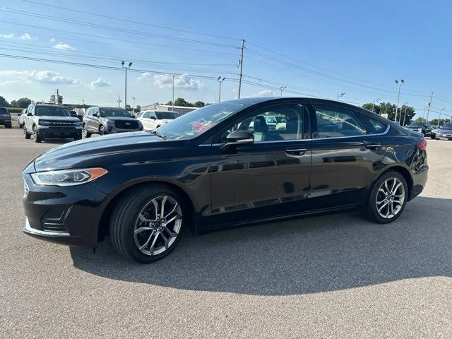 Used 2020 Agate Black Metallic Ford SEL image 24