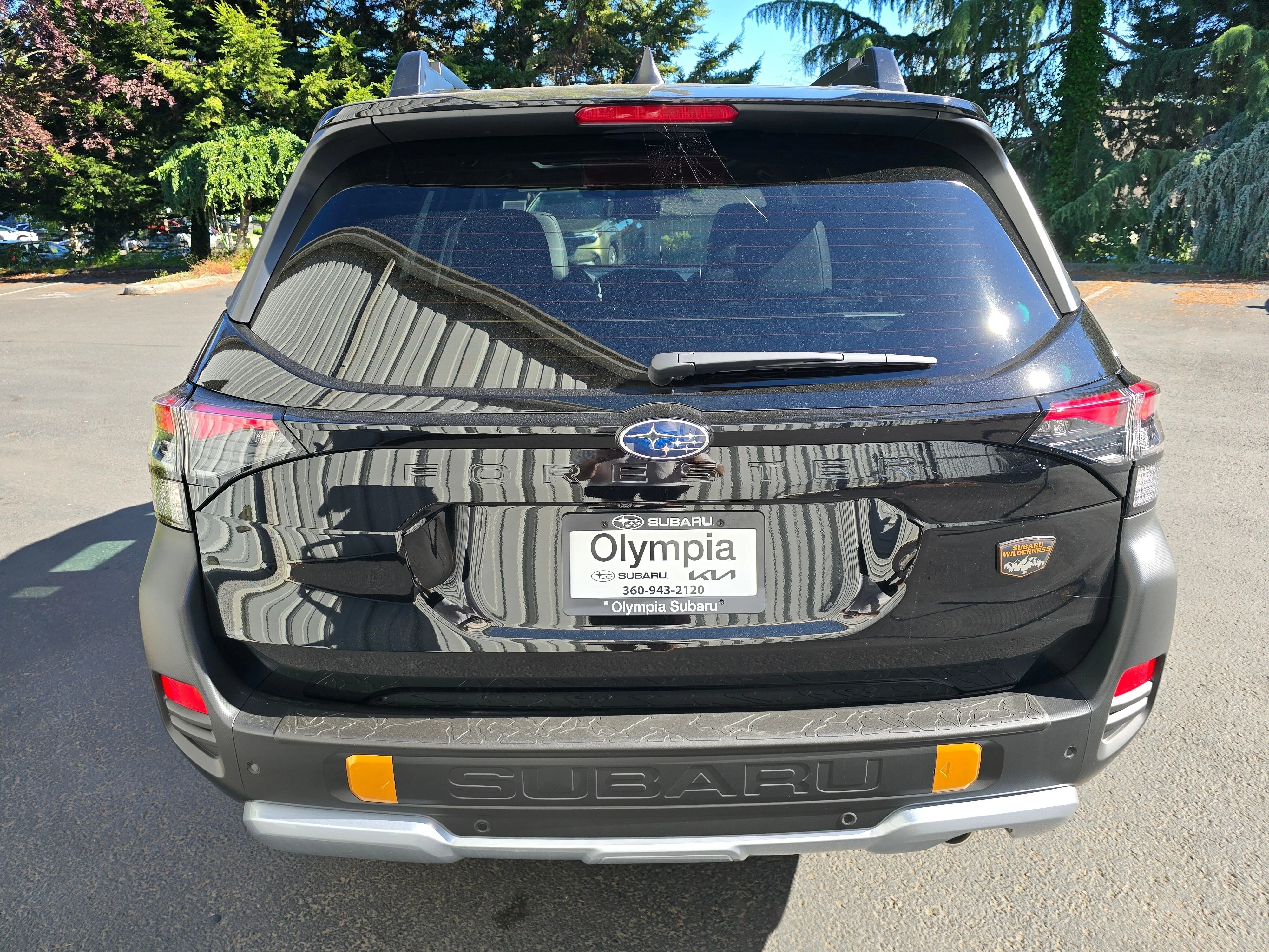 New 2026 CRYSTAL BLACK SILICA Subaru Wilderness image 5