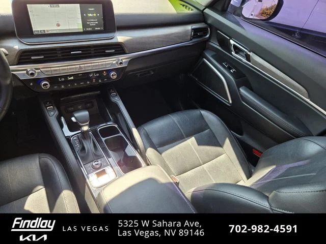 Certified Used 2022 White Kia EX image 16