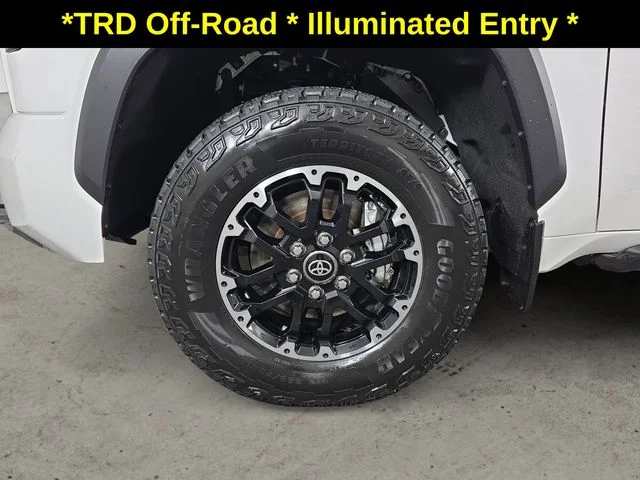 Used 2025 Ice Toyota SR5 image 9