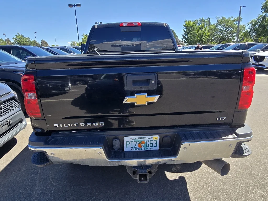 Used 2018 Black Chevrolet LTZ image 13