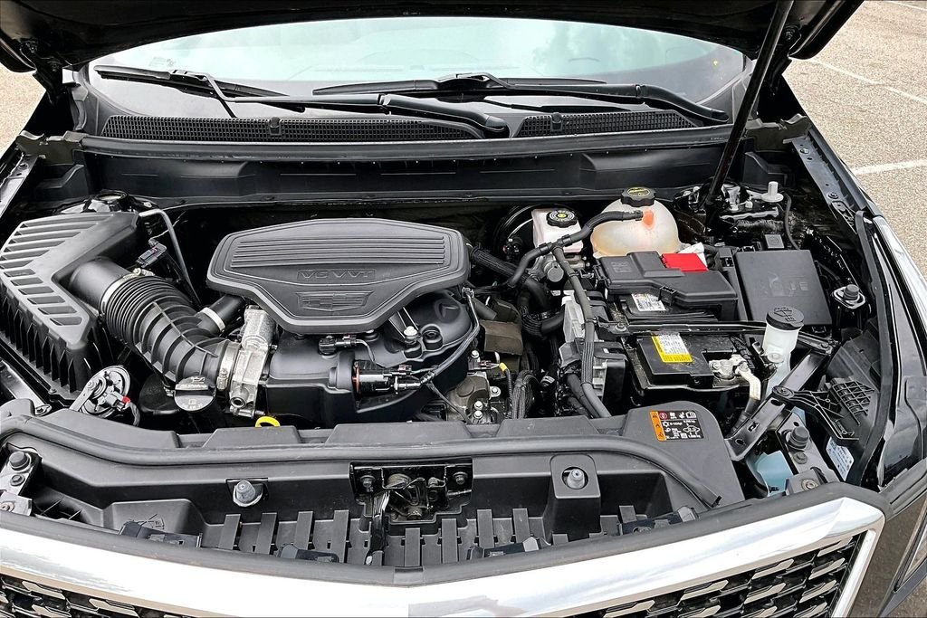 Used 2025 Black Cadillac Premium Luxury image 9