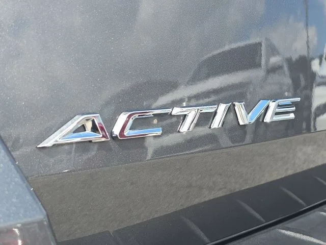 Used 2025 Gray Ford Active image 9