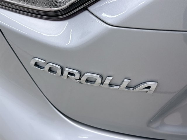 2025 Toyota Corolla LE - Photo 36