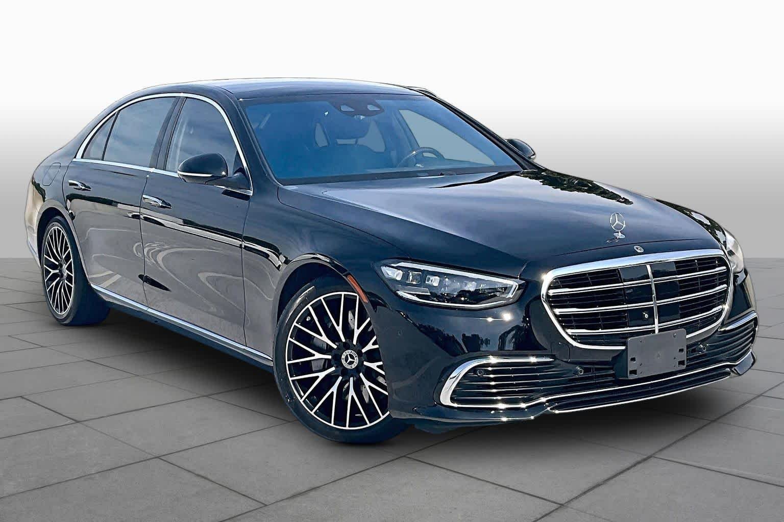 Used 2021 Obsidian Black Mercedes-Benz S 580 image 3