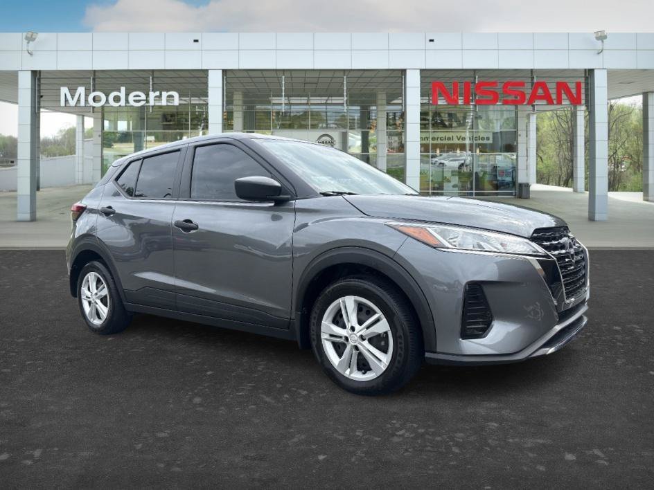 Used 2024 Gun Metallic Nissan S image 8