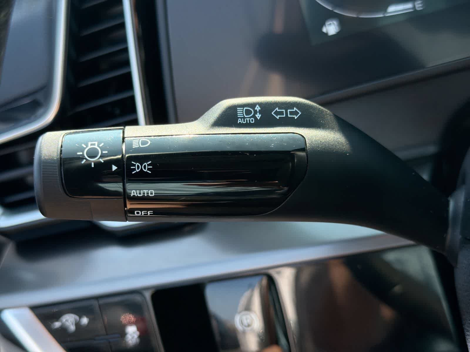 Certified Used 2024 Glacial White Pearl Kia EX image 27