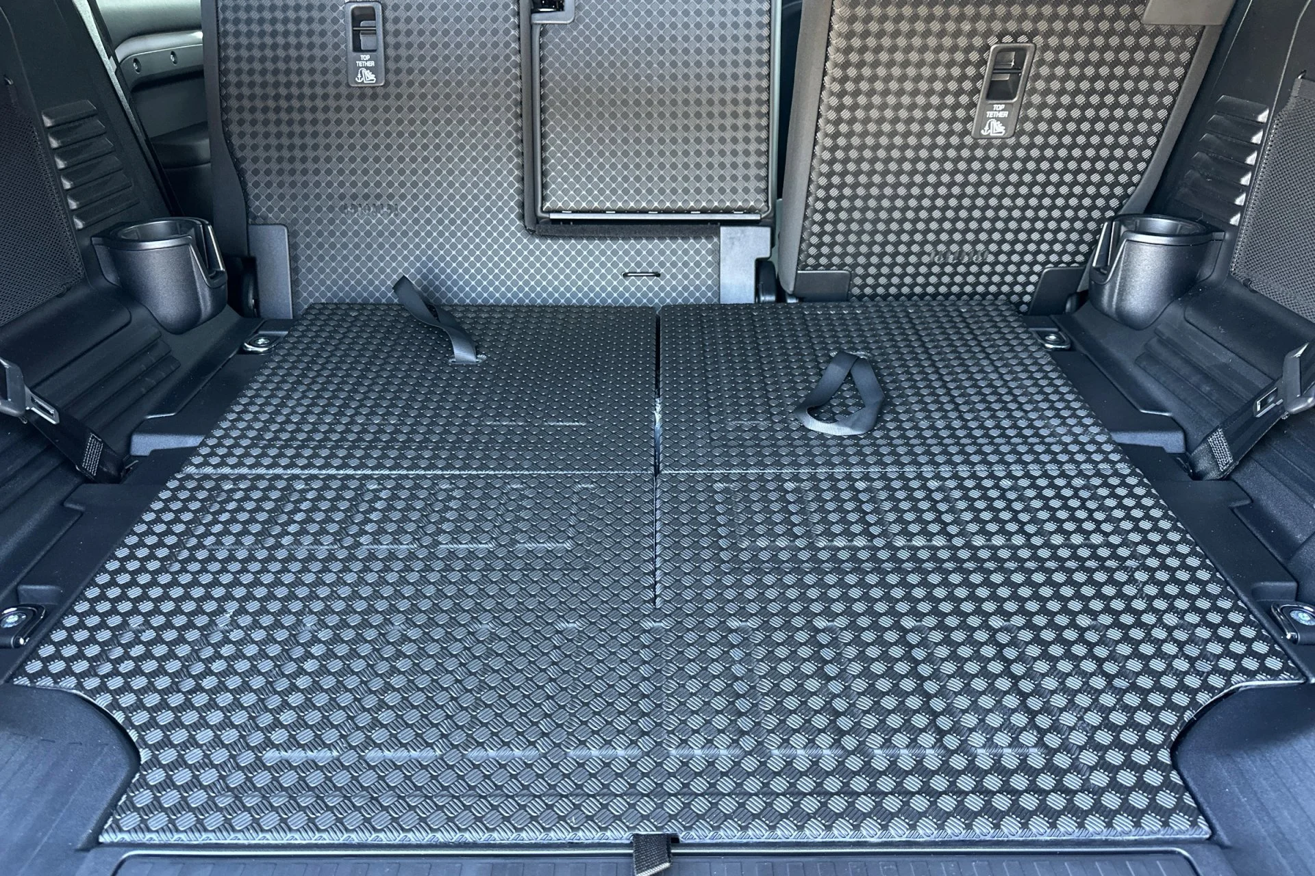 New 2026 BORASCO GREY Land Rover X-Dynamic SE image 17