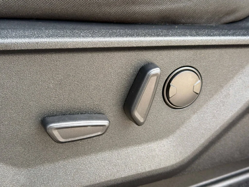 Used 2023 Silver Metallic Ford XLT image 20