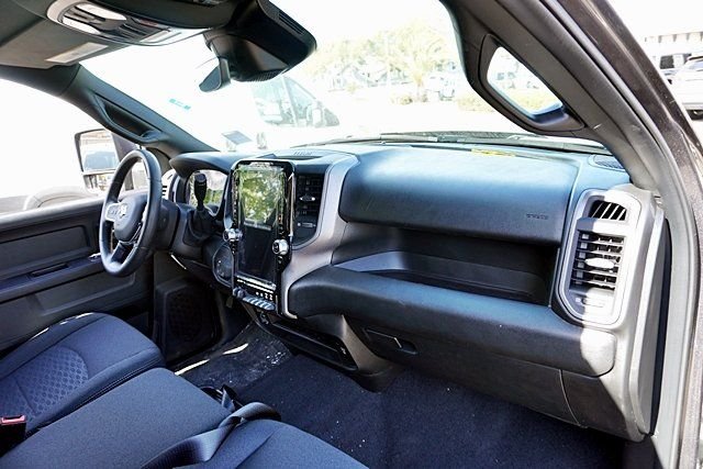 New 2026 Granite Crystal Metallic Clear-Coat Exterior Paint RAM Tradesman image 12