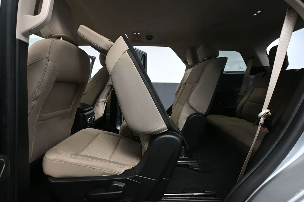 Used 2022 Silver Ford Base image 39