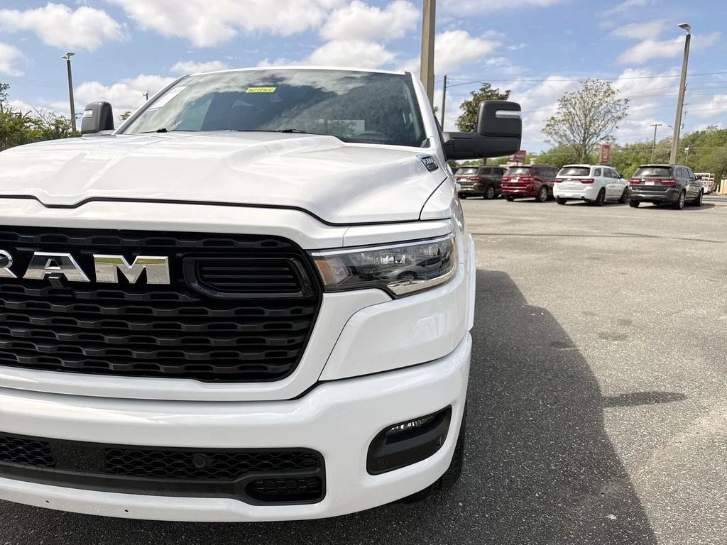 New 2026 Bright White Clear-Coat Exterior Paint RAM Big Horn/Lone Star image 9