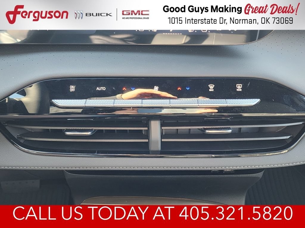New 2026 Cherry Red Tintcoat Buick Avenir image 31