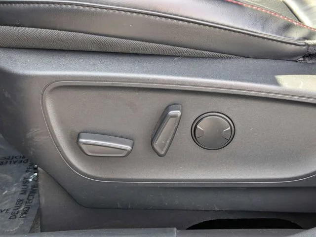 Used 2025 Gray Ford ST-Line image 20