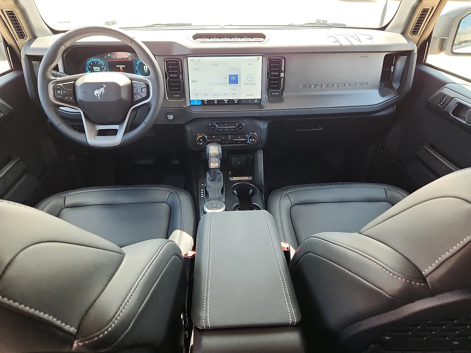 New 2026 Oxford White Ford Badlands image 13