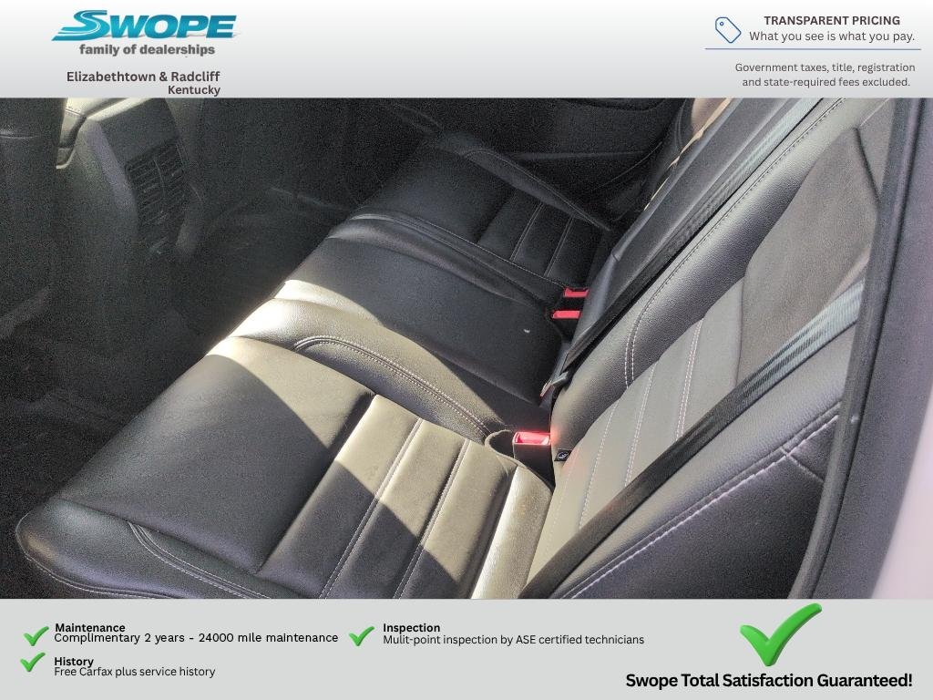 Used 2018 White Platinum Metallic Tri-Coat Ford SEL image 9