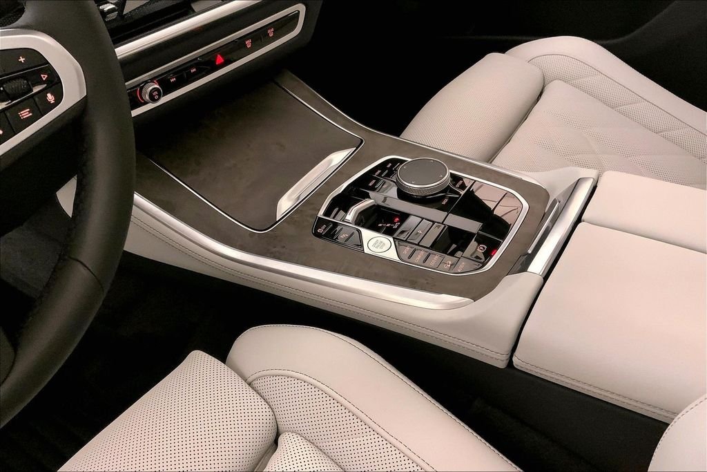 Used 2026 Carbon Black Metallic BMW  image 22