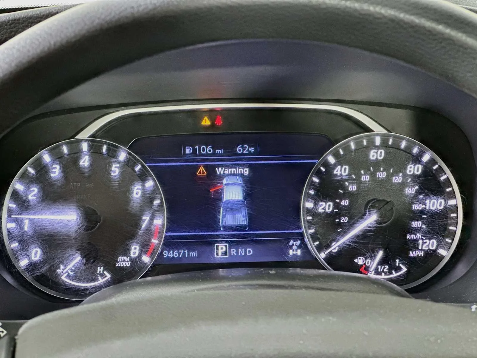 Used 2022 Glacier White Nissan S image 10