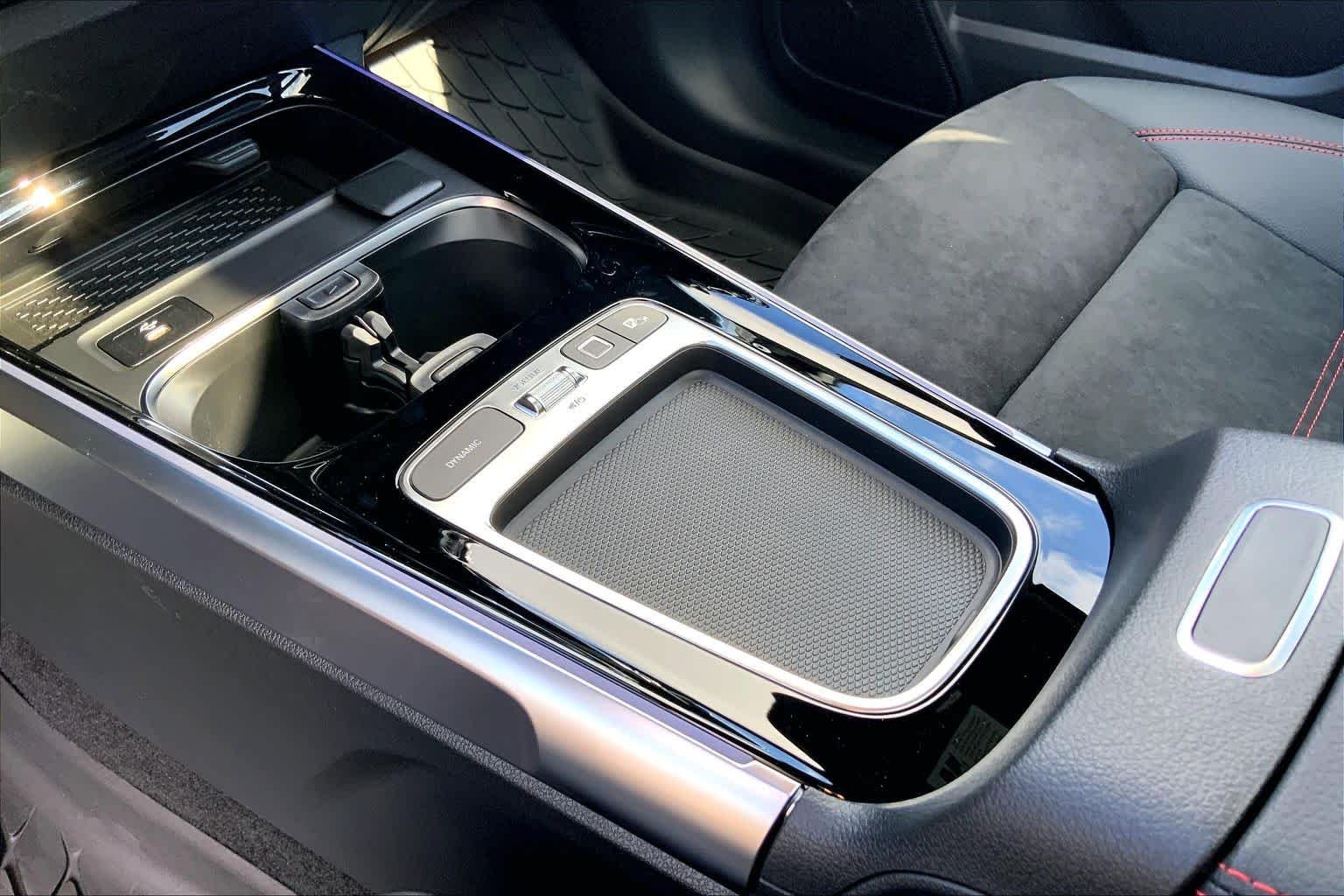 New 2026 Mountain Grey Metallic Mercedes-Benz GLB 250 image 7