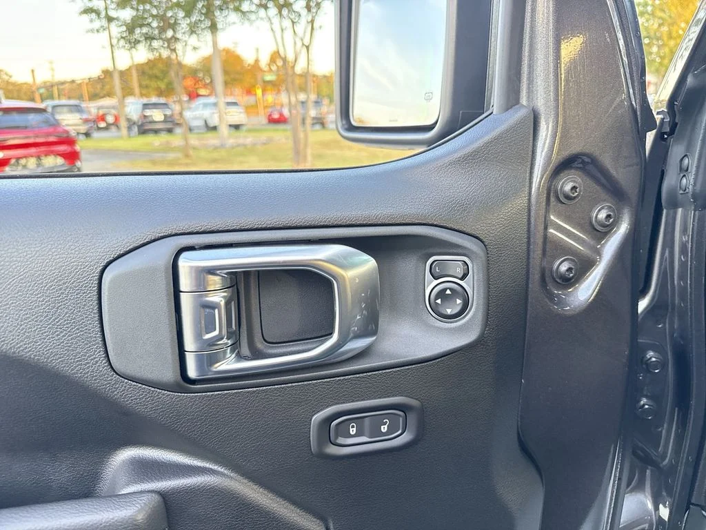 2025 Jeep Wrangler 4-Door Sport S - Photo 13