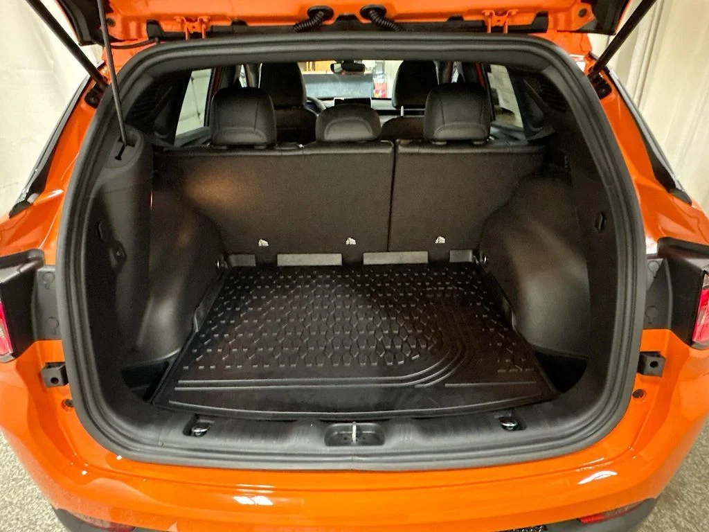New 2026 Joose (DISC) Jeep Latitude image 17