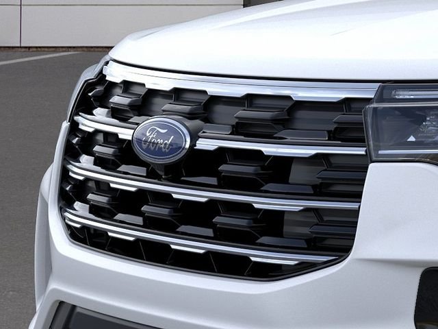 New 2026 Star White Metallic Tri-Coat Ford Active image 17