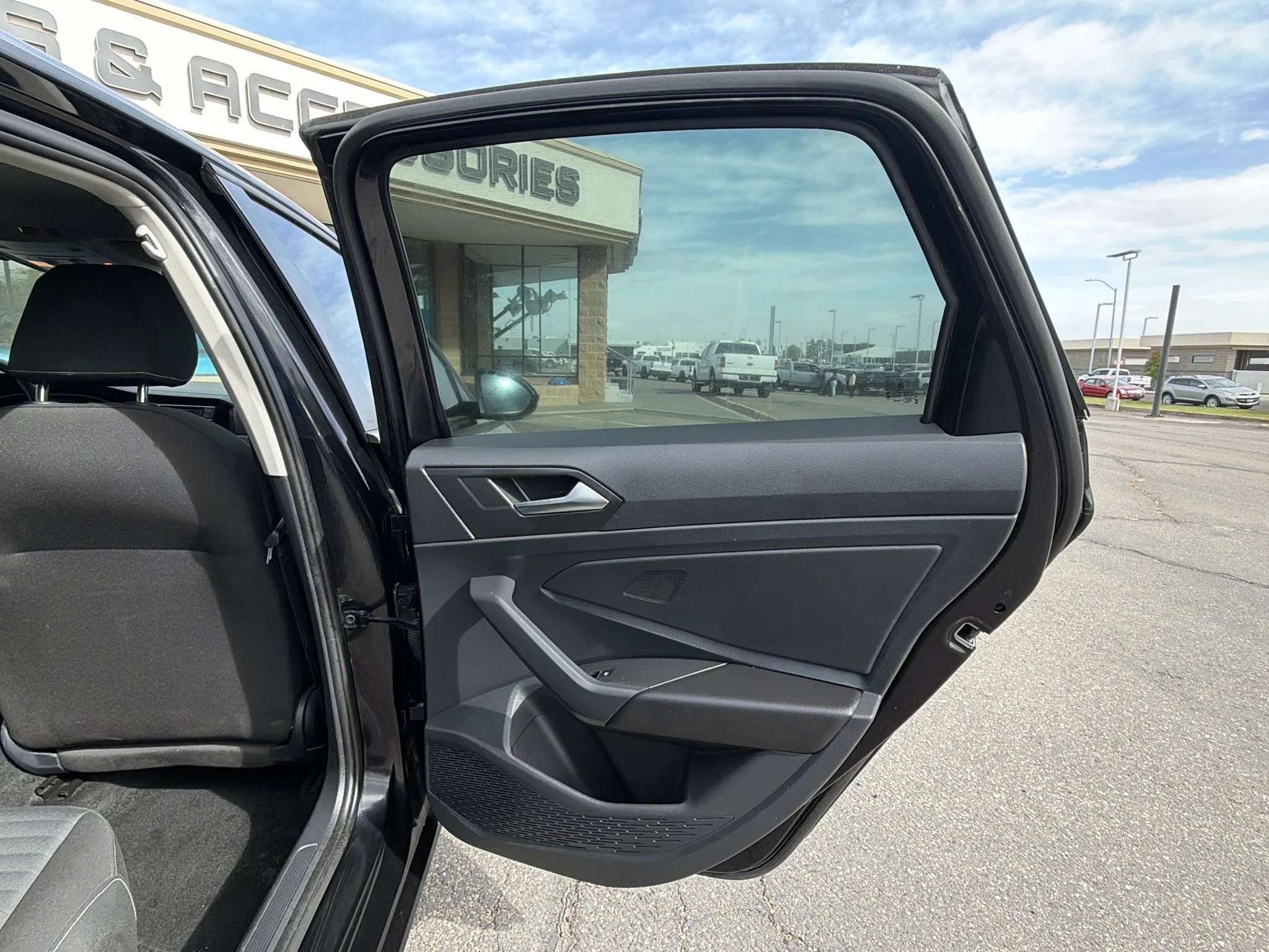 2024 Volkswagen Jetta S - Photo 32