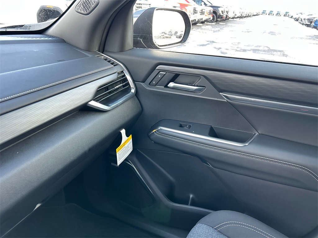 2026 GMC ACADIA - Image 26