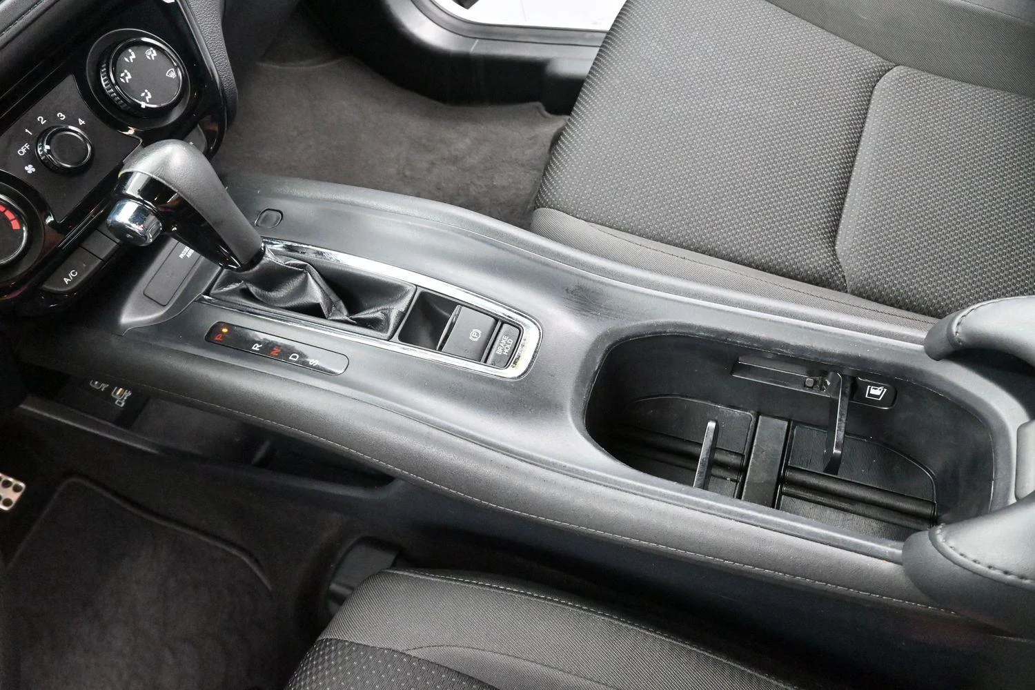 Used 2022 Platinum White Pearl Honda Sport image 22