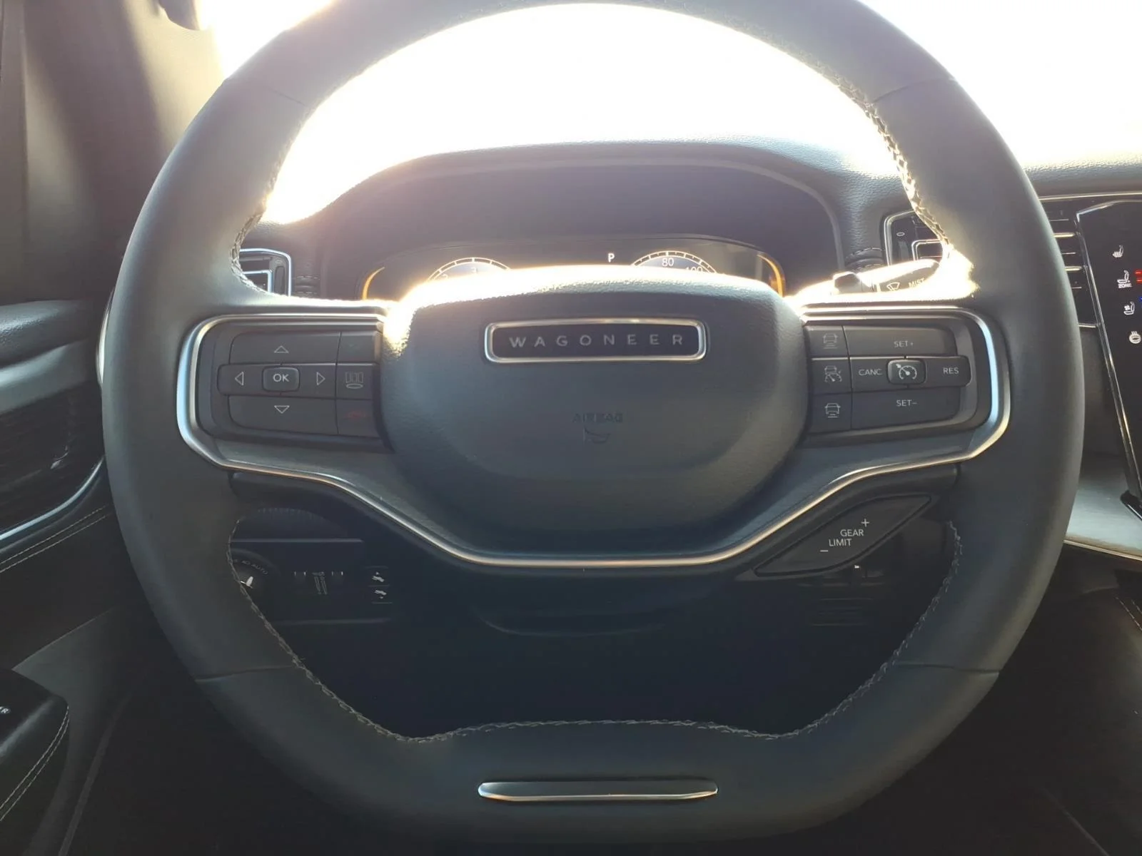 Used 2023  JEEP SERIESII image 28