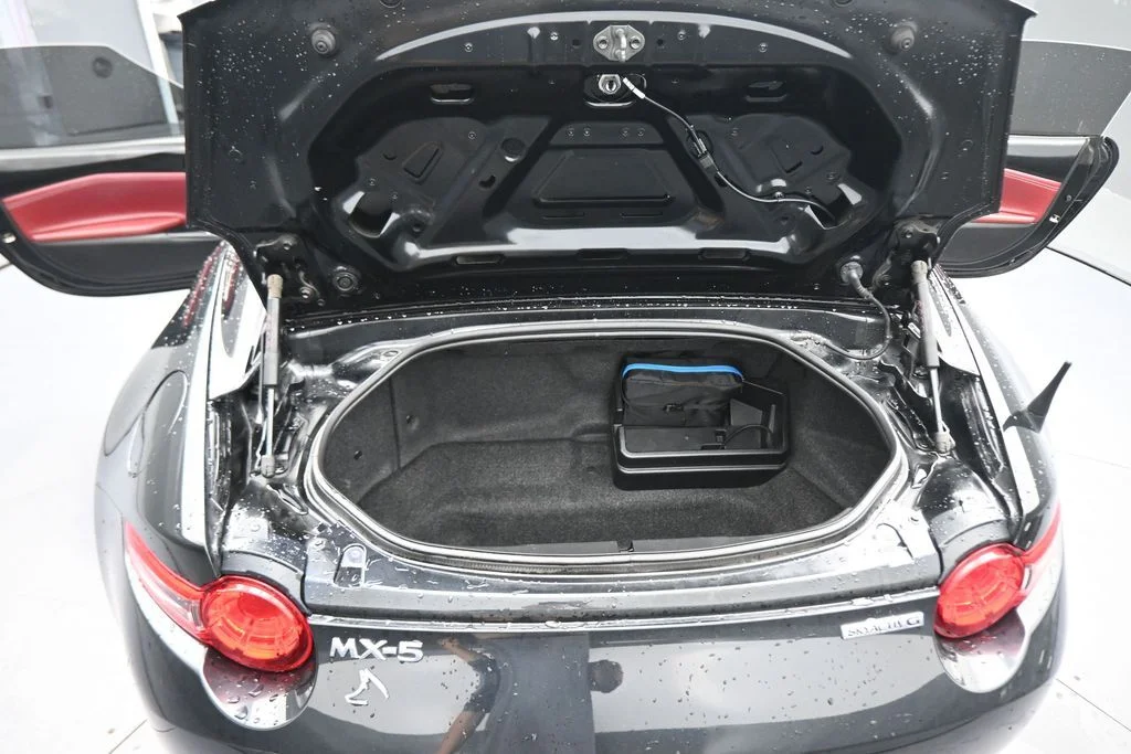 Used 2020 Black Mazda Grand Touring image 41