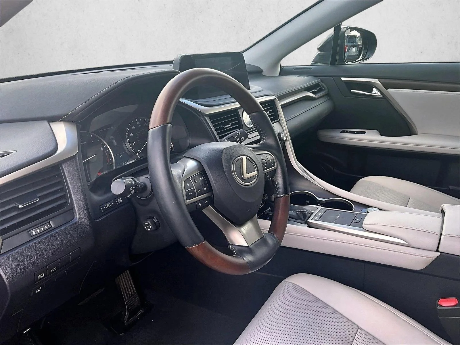 Used 2022 Caviar Lexus RX 350 image 13