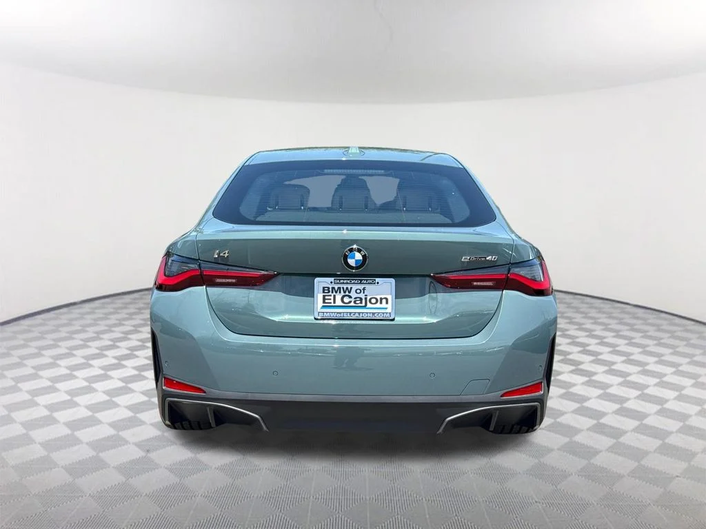 New 2026 Green BMW eDrive40 image 5