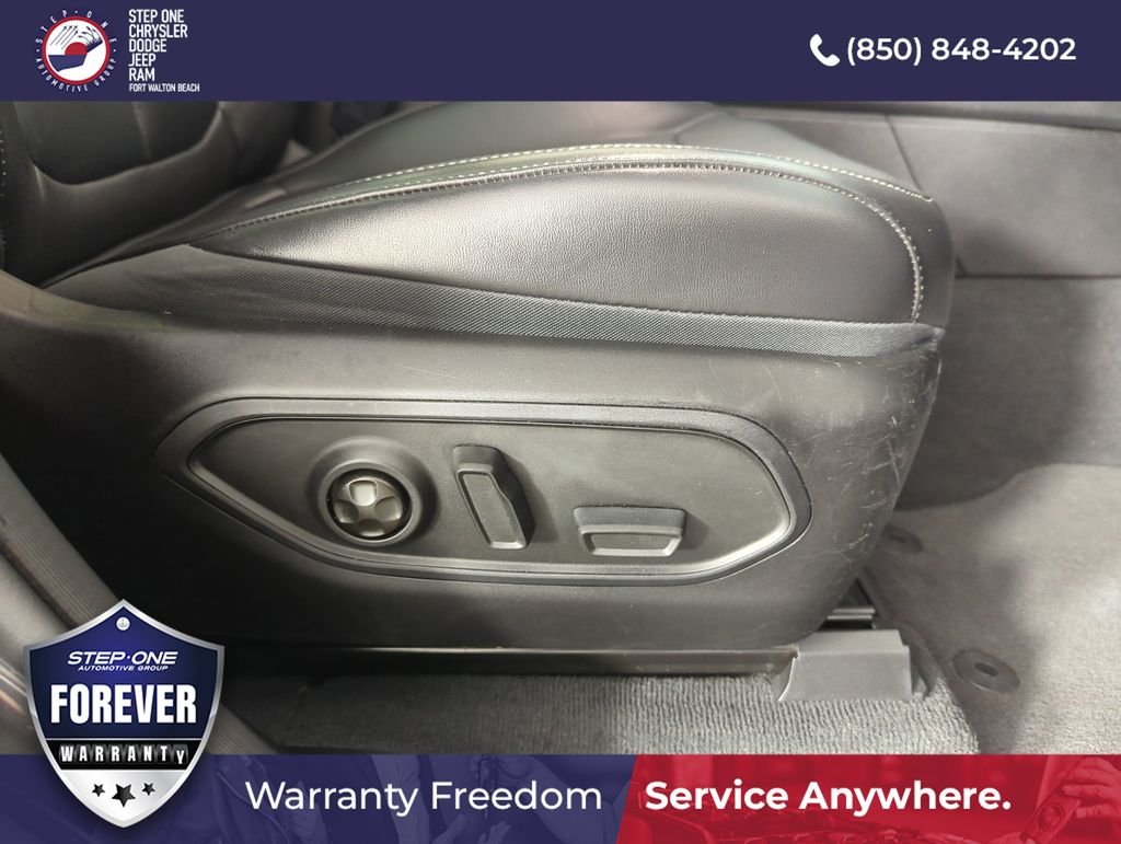 Used 2022 Gray Jeep Limited image 38