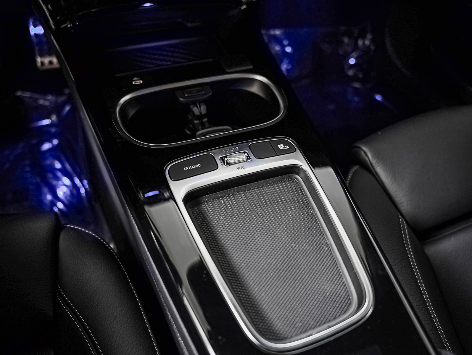 2026 Mercedes-Benz CLA AMG CLA45 S - Photo 19
