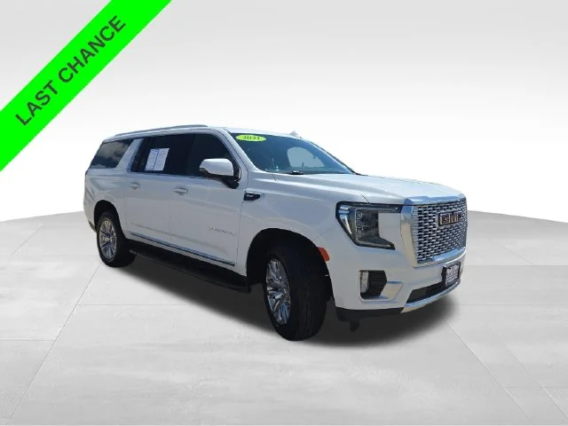 Used 2021 White GMC Denali image 7