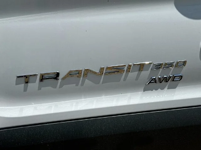 New 2025 Oxford White Ford Base image 16