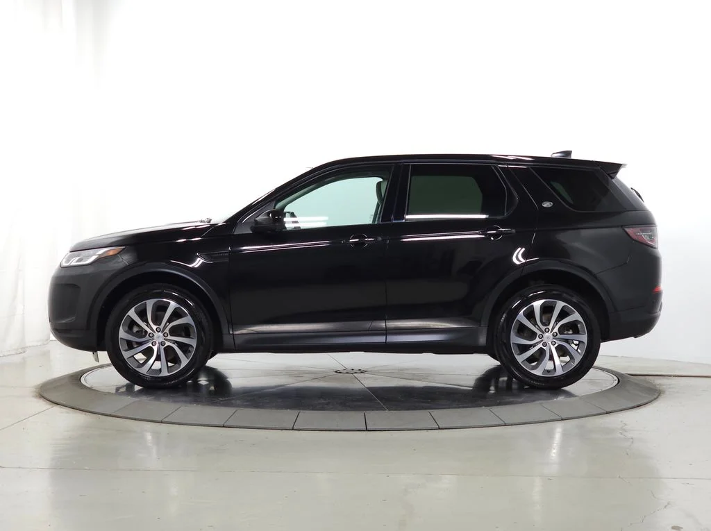 Used 2022 Black Land Rover S image 3