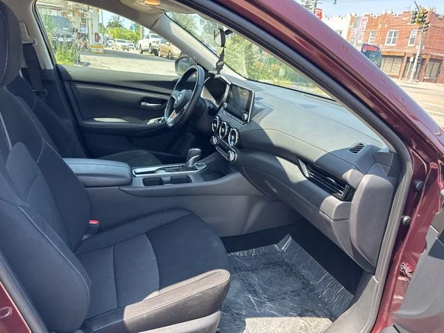 Used 2022 Red Nissan SV image 13
