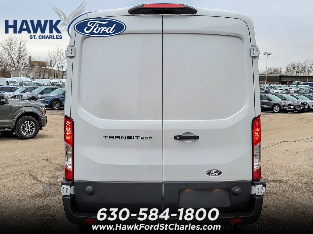 New 2026 Oxford White Ford Cargo Van image 4