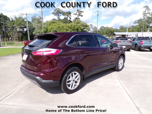 Used 2024 Burgundy Velvet Metallic Tinted Clearcoat Ford SEL image 9